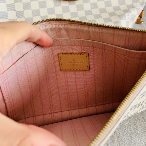 LV Neverfull MM 100%Authentic Includes: ♥️box wristlet and receipt! - Picture 15 of 15